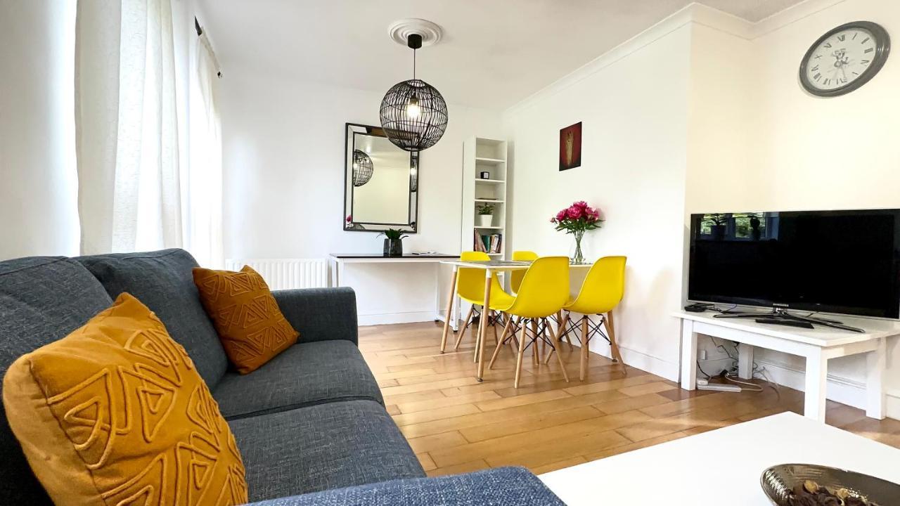Amazing Location - City Of London- 2 Bedroom Stunning Canal View House With Private Garden,Parking & Balcony Exterior foto