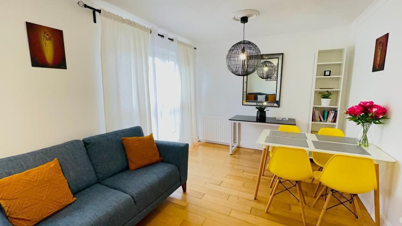 Amazing Location - City Of London- 2 Bedroom Stunning Canal View House With Private Garden,Parking & Balcony Exterior foto