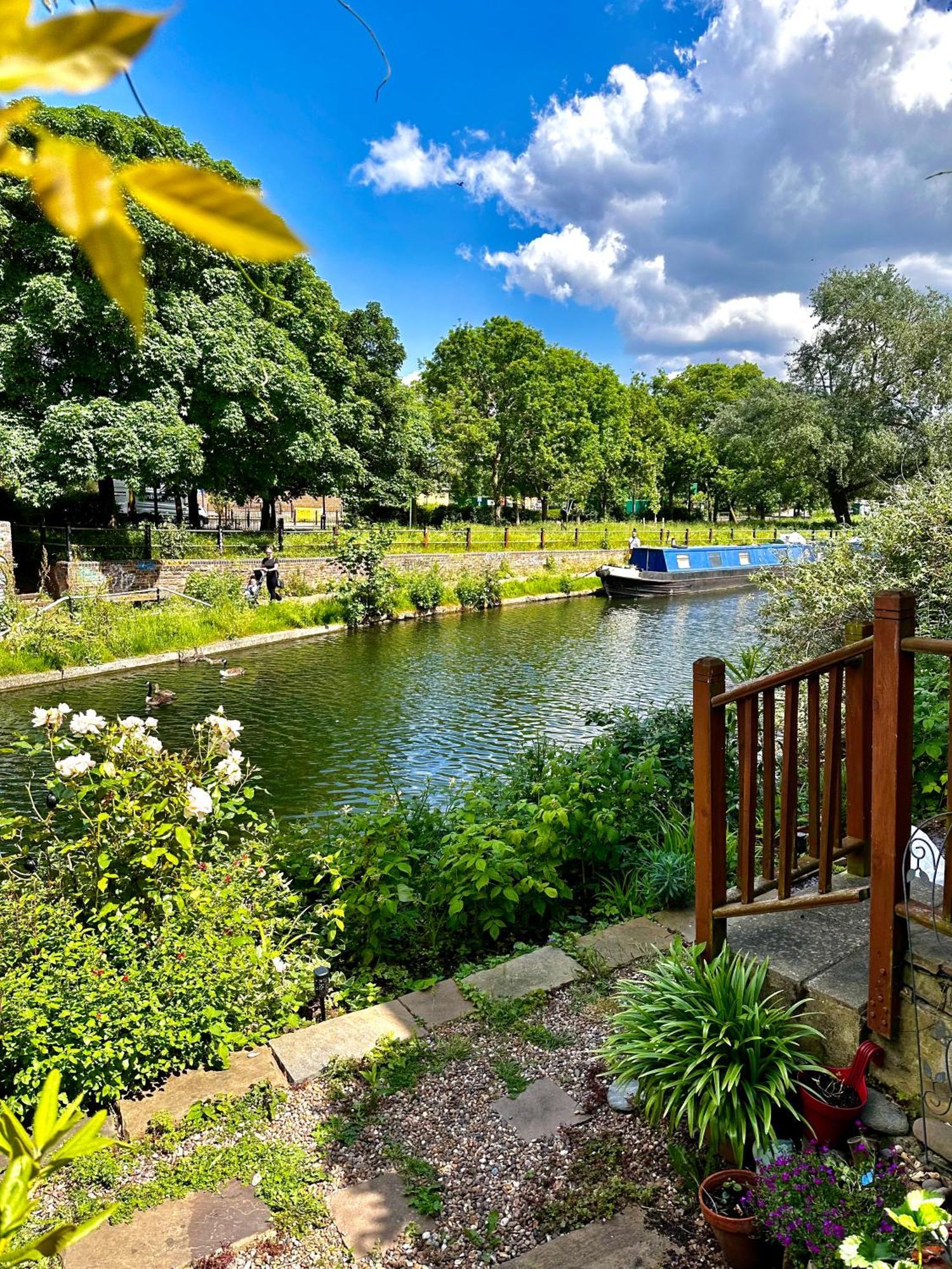 Amazing Location - City Of London- 2 Bedroom Stunning Canal View House With Private Garden,Parking & Balcony Exterior foto